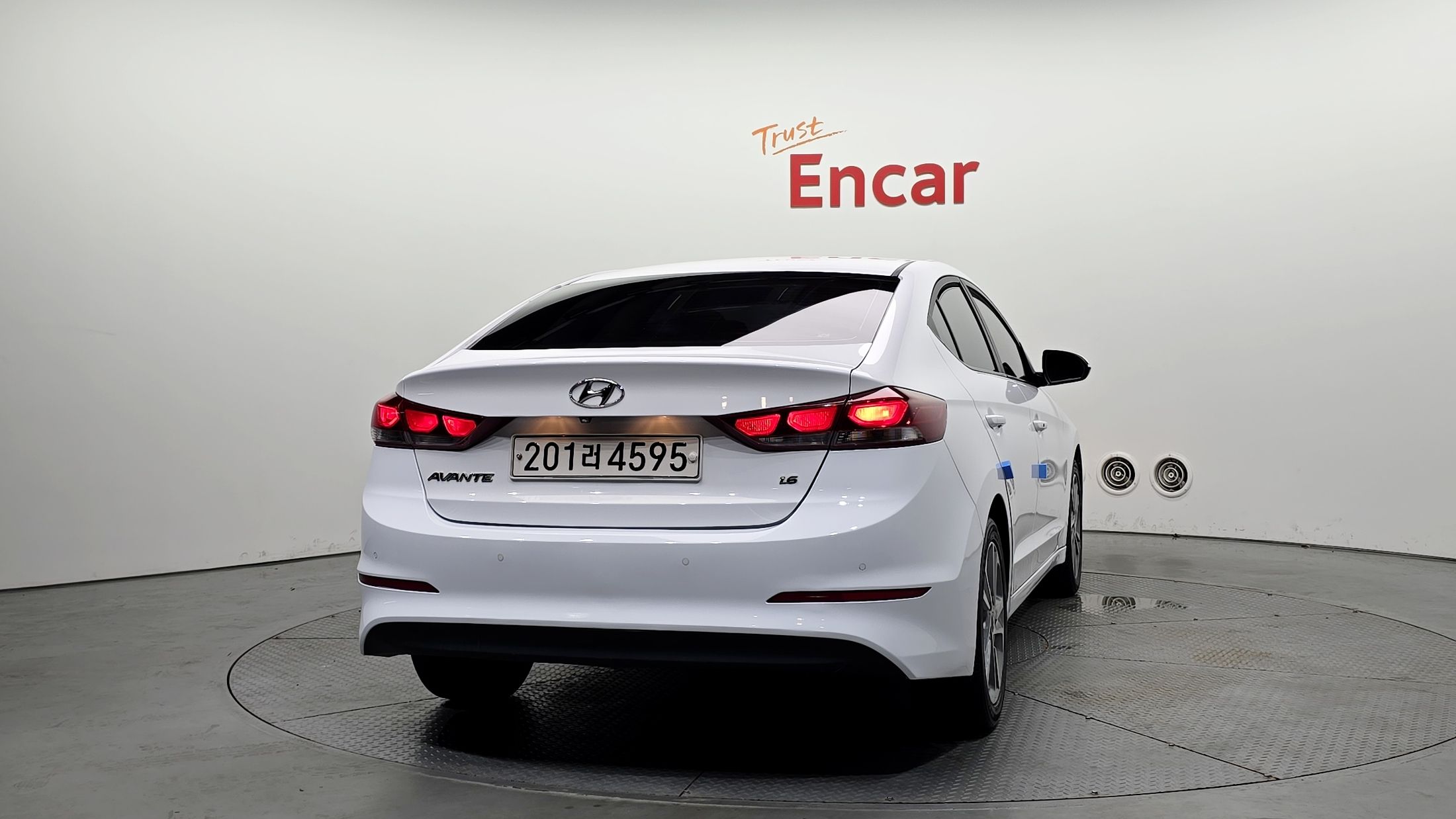 HYUNDAI AVANTE AD 2018