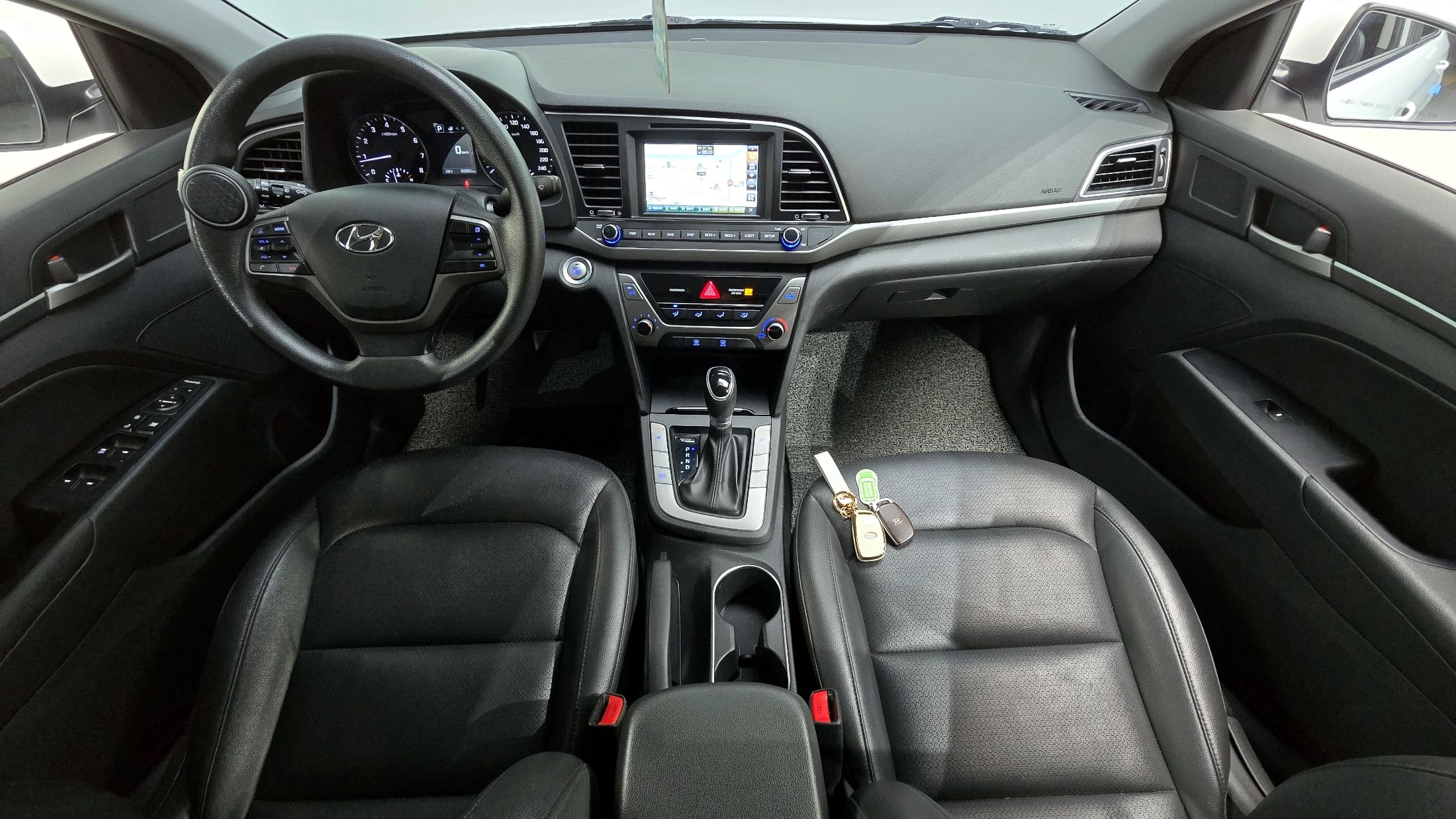 HYUNDAI AVANTE AD 2018