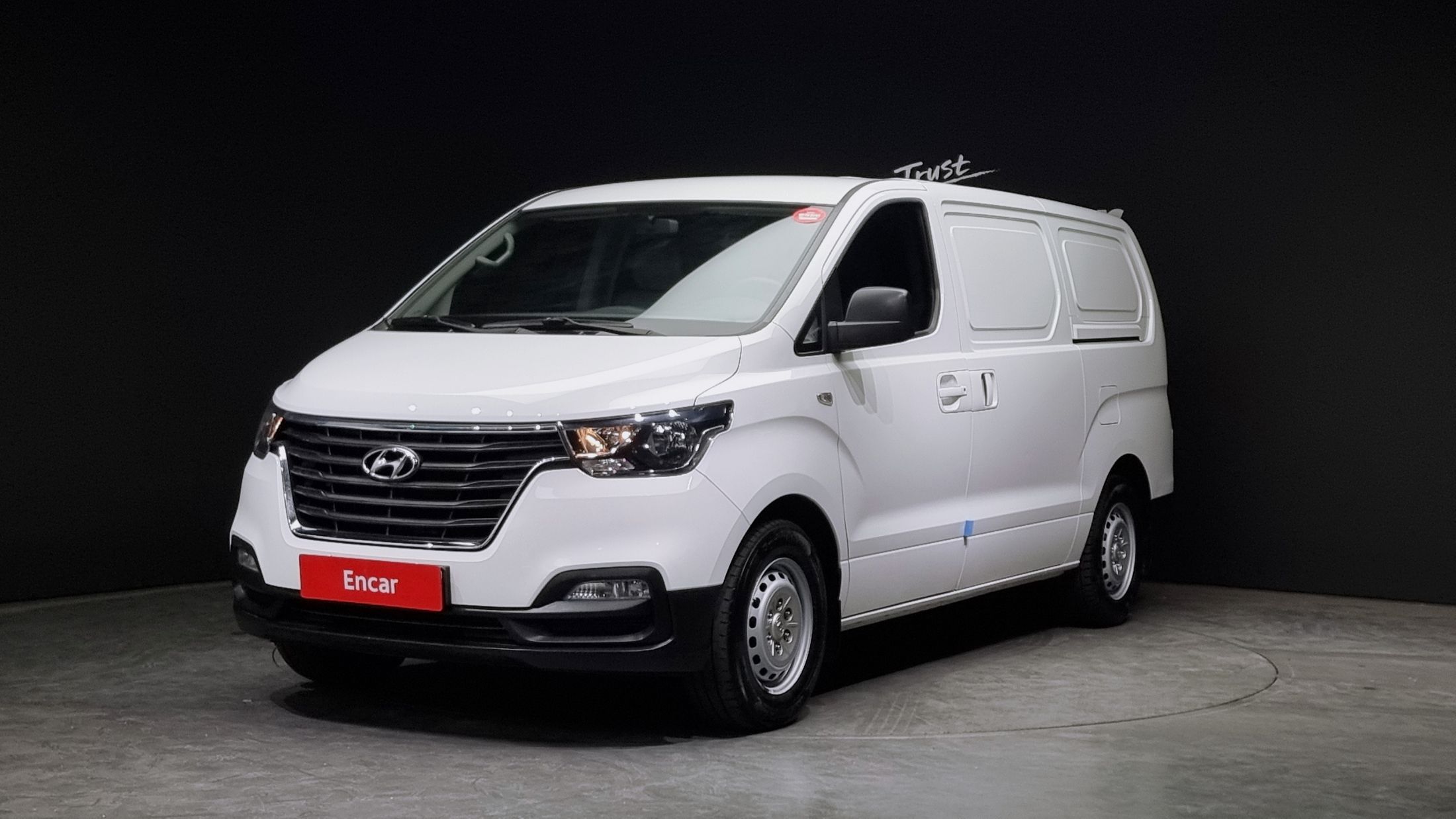 HYUNDAI STAREX GRAND