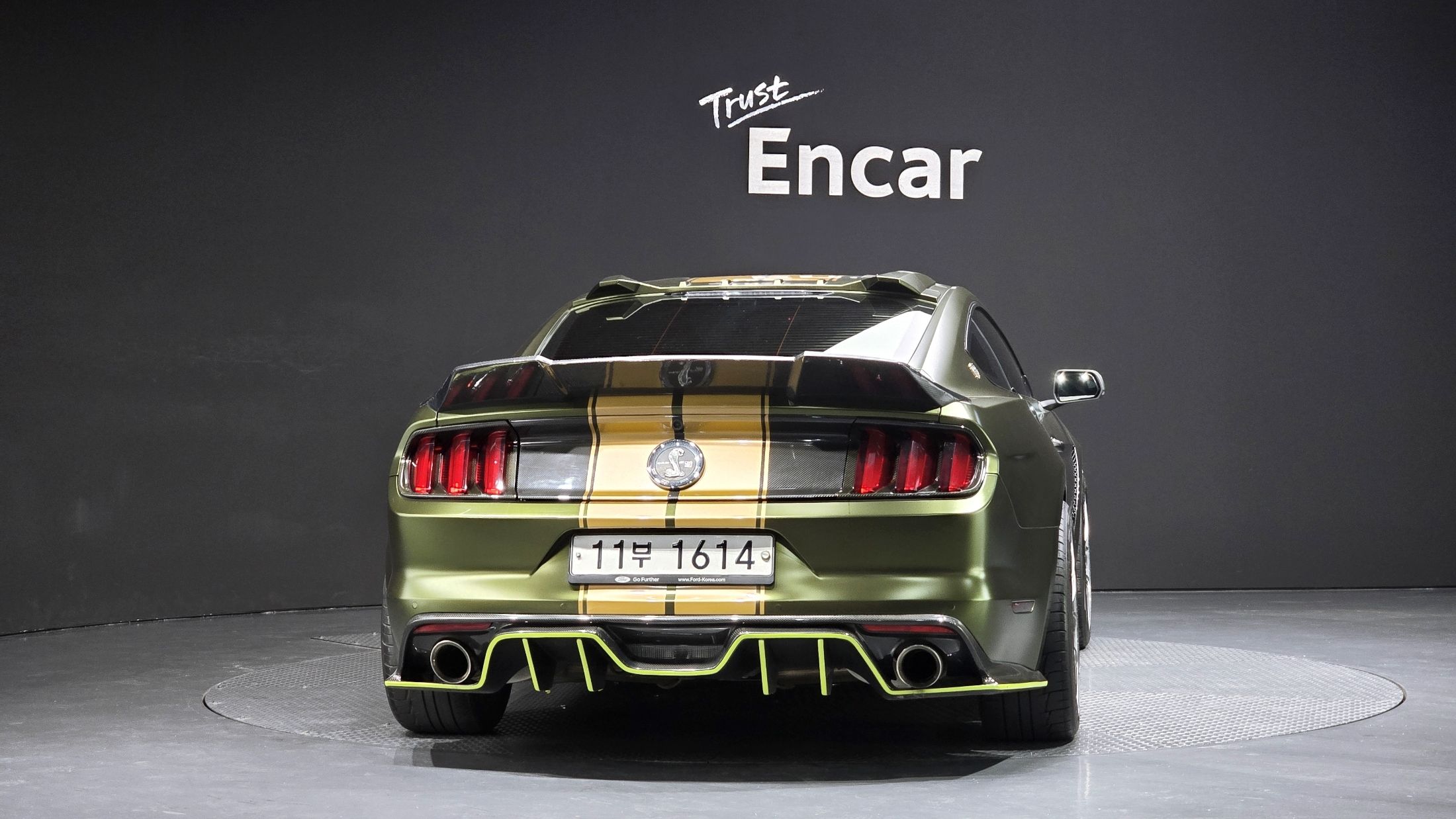 FORD MUSTANG 2015
