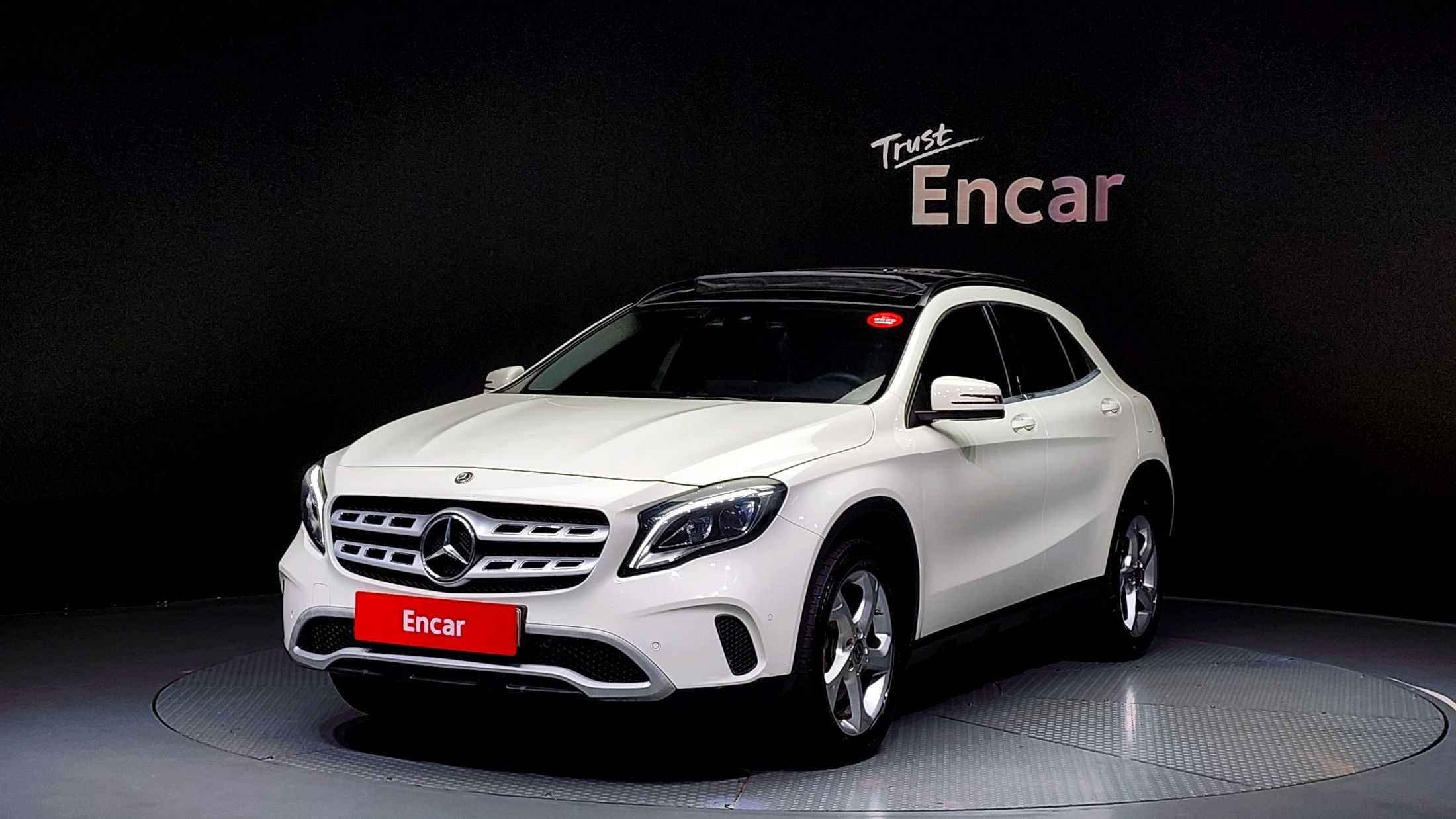 MERCEDES BENZ GLA-CLASS X156