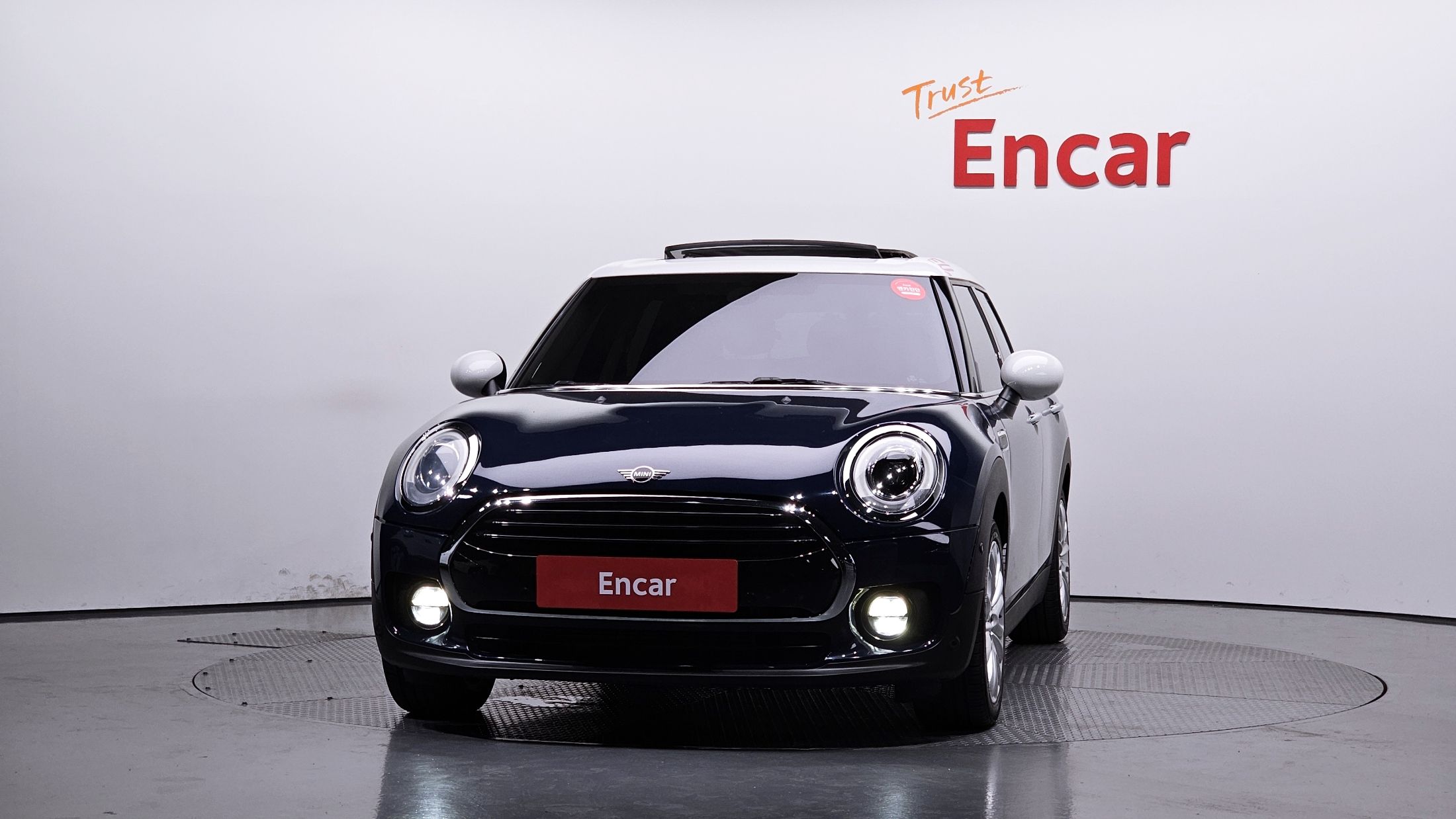 MINI CLUBMAN COOPER D 2019