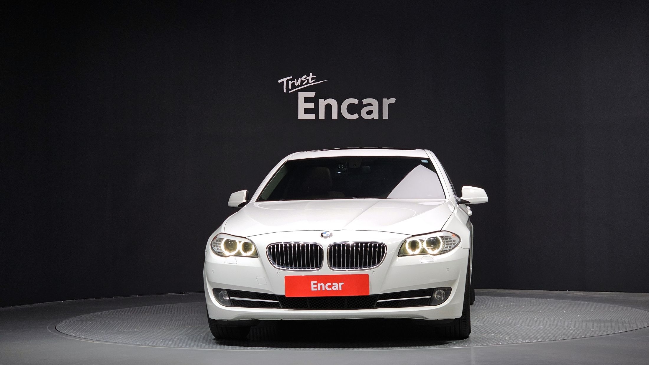 BMW 5-SERIES F10 2012
