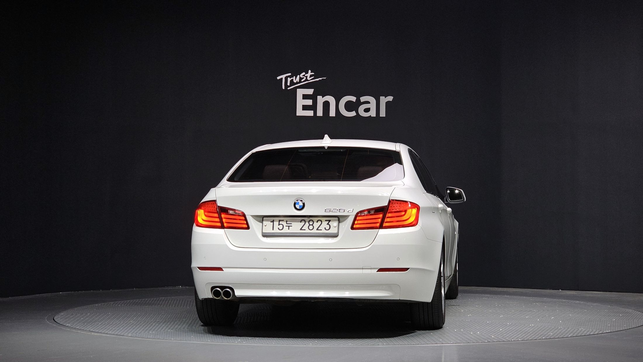BMW 5-SERIES F10 2012
