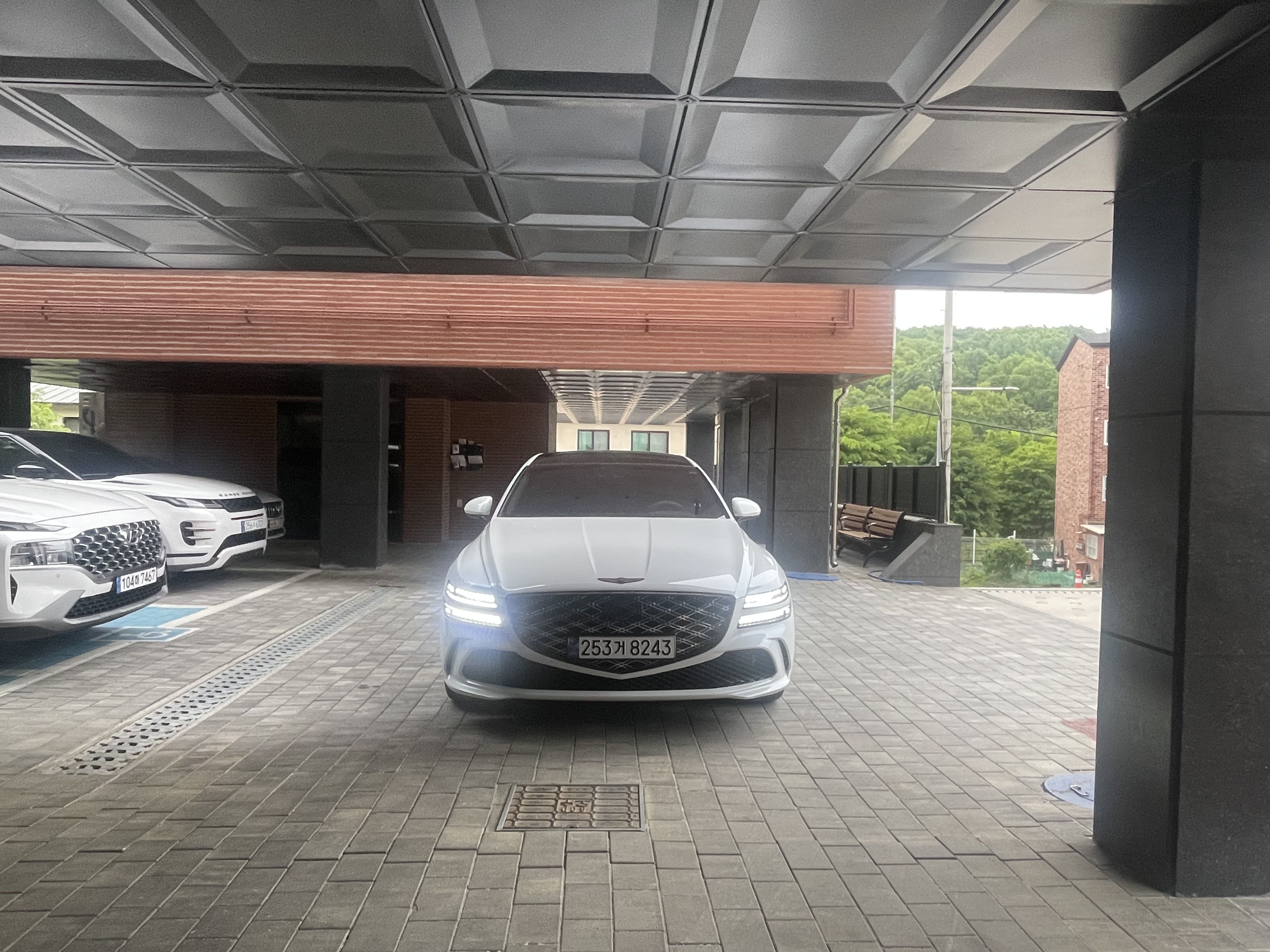 GENESIS G80 RG3 2024