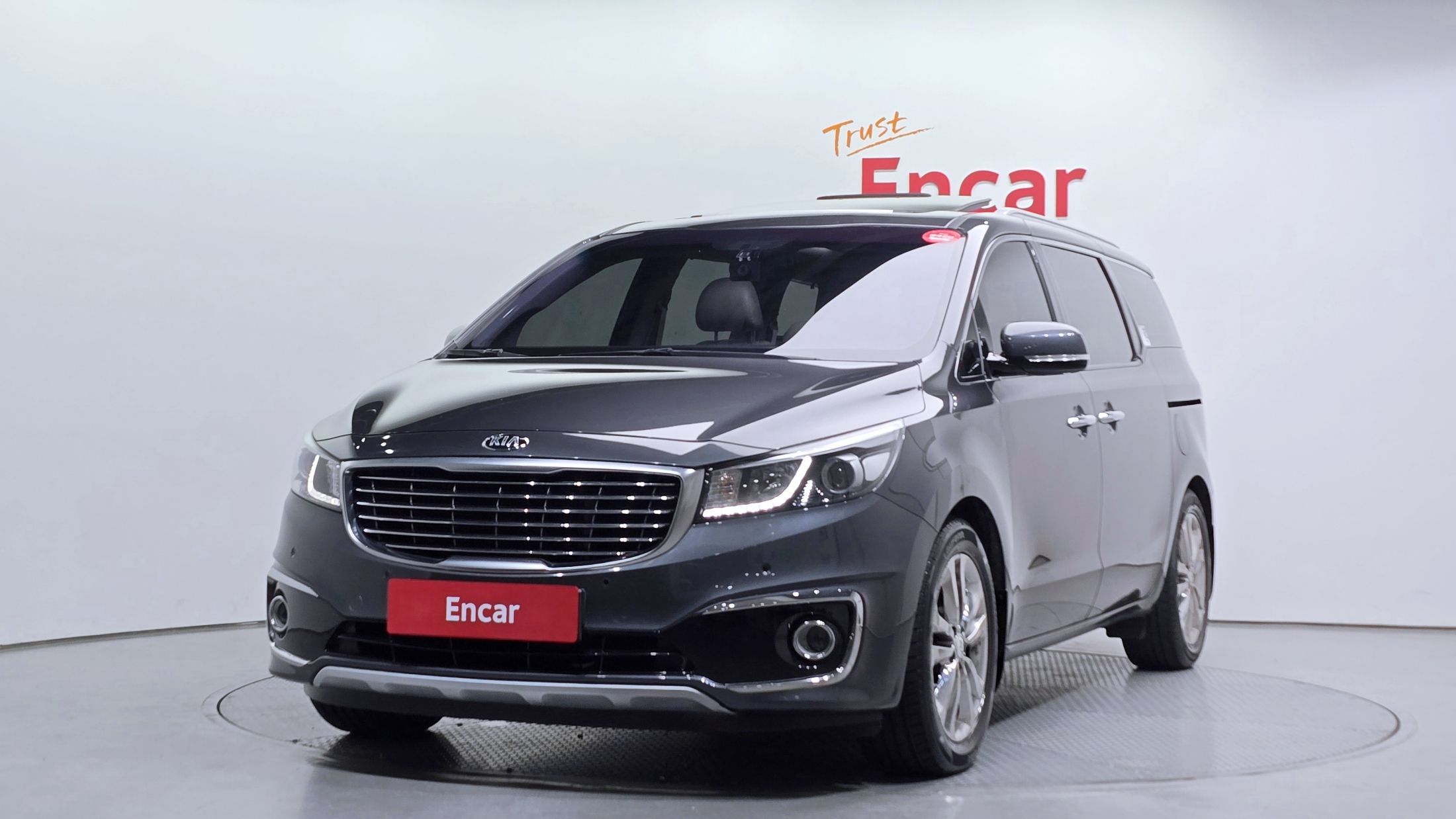 KIA CARNIVAL 2016