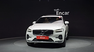 VOLVO XC60 2023