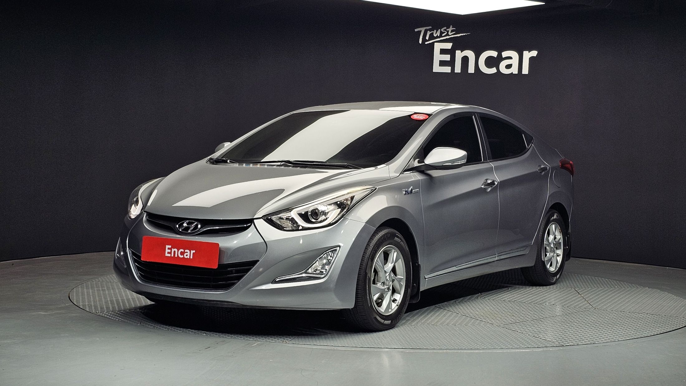 HYUNDAI AVANTE 2013