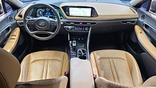 HYUNDAI SONATA HYBRID DN8 2021