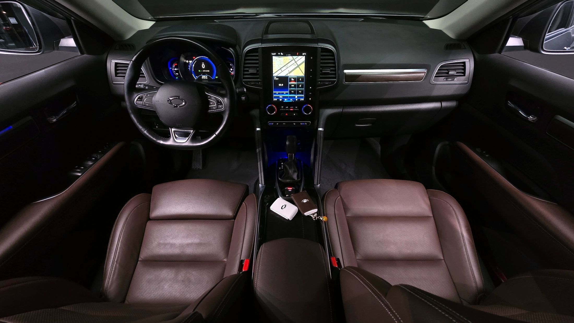 SAMSUNG QM6 2020