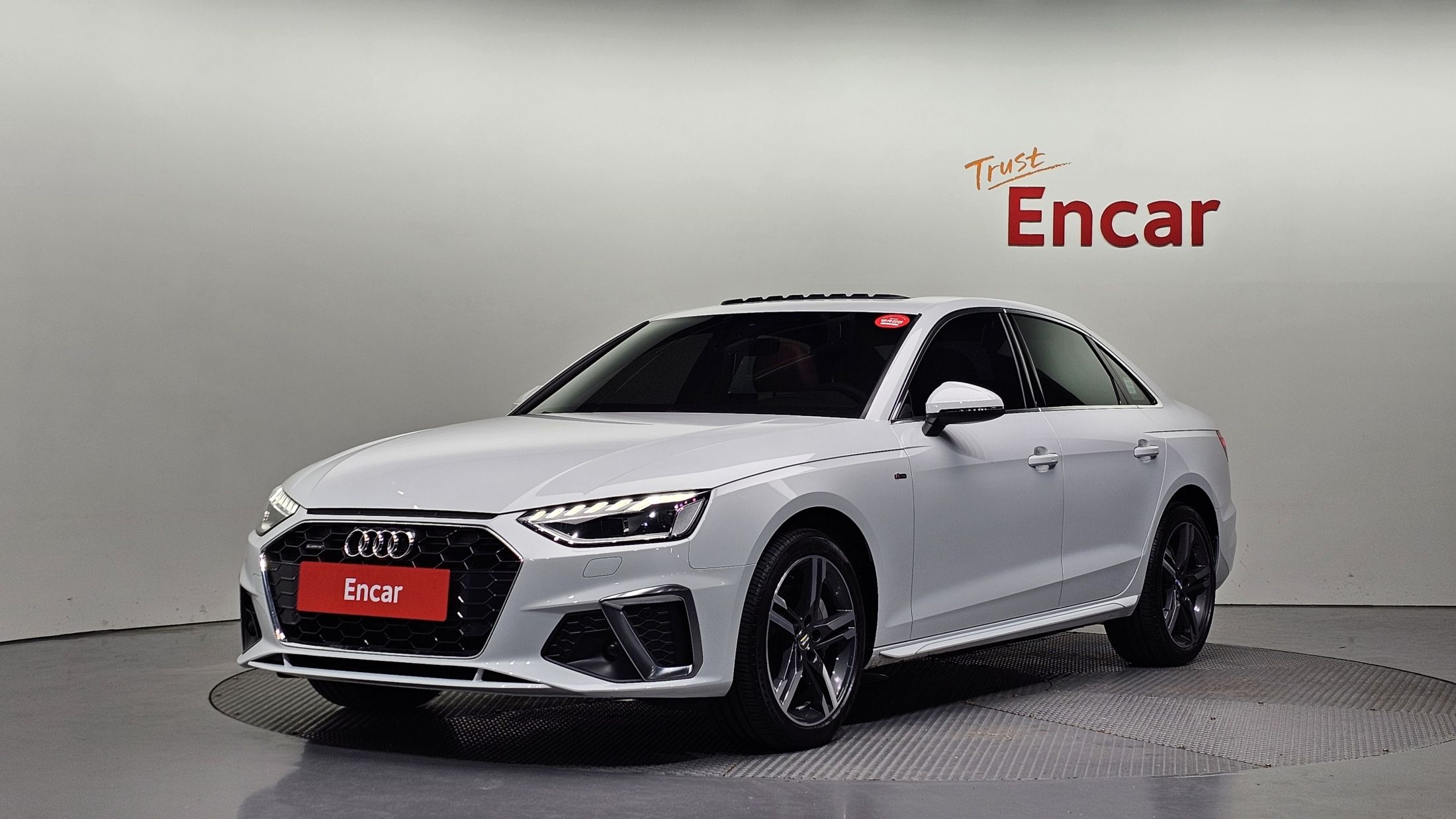 AUDI A4 B9 2021
