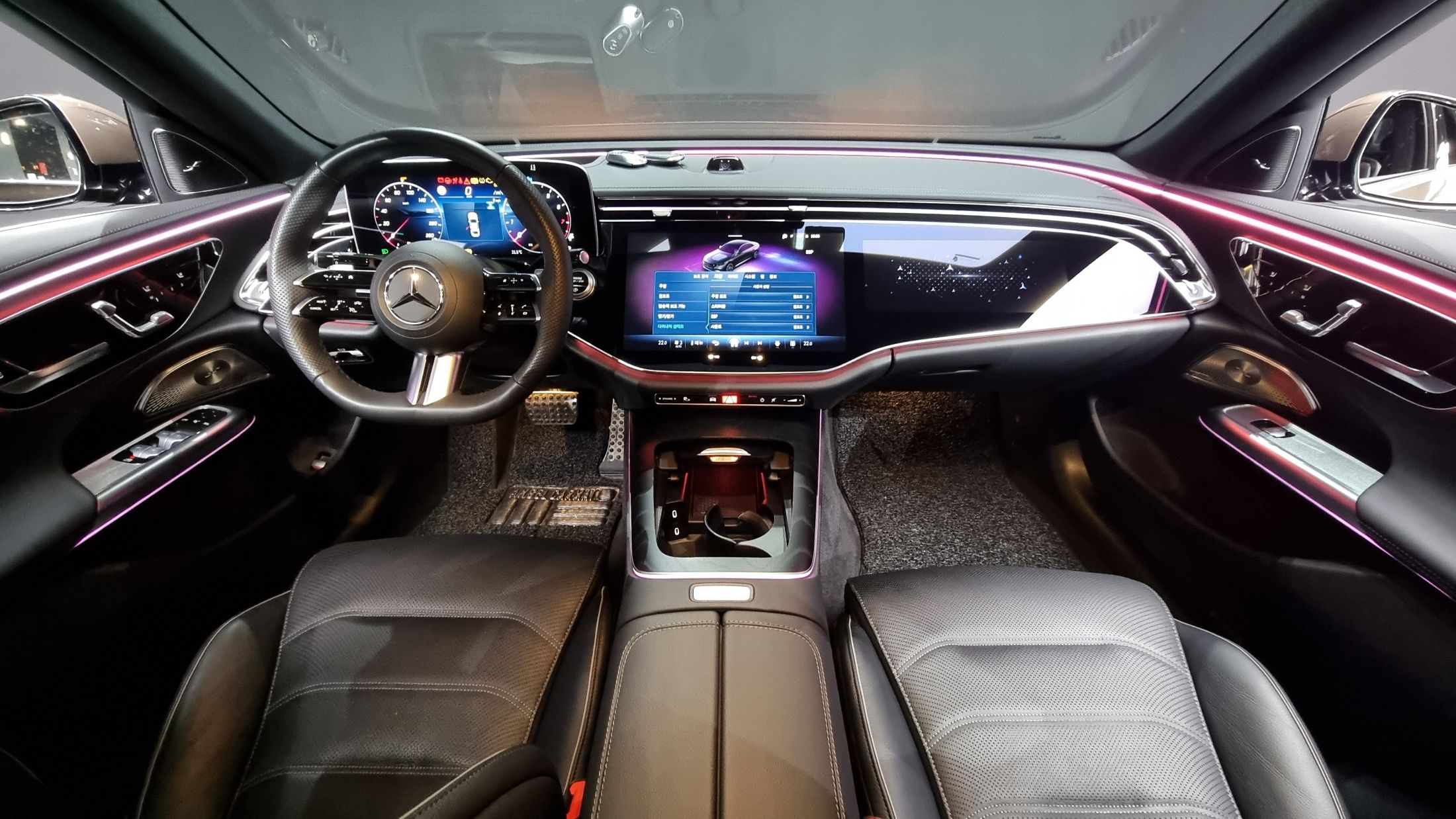 MERCEDES BENZ E-CLASS W214 2024