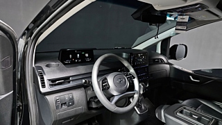 HYUNDAI STARIA 2023