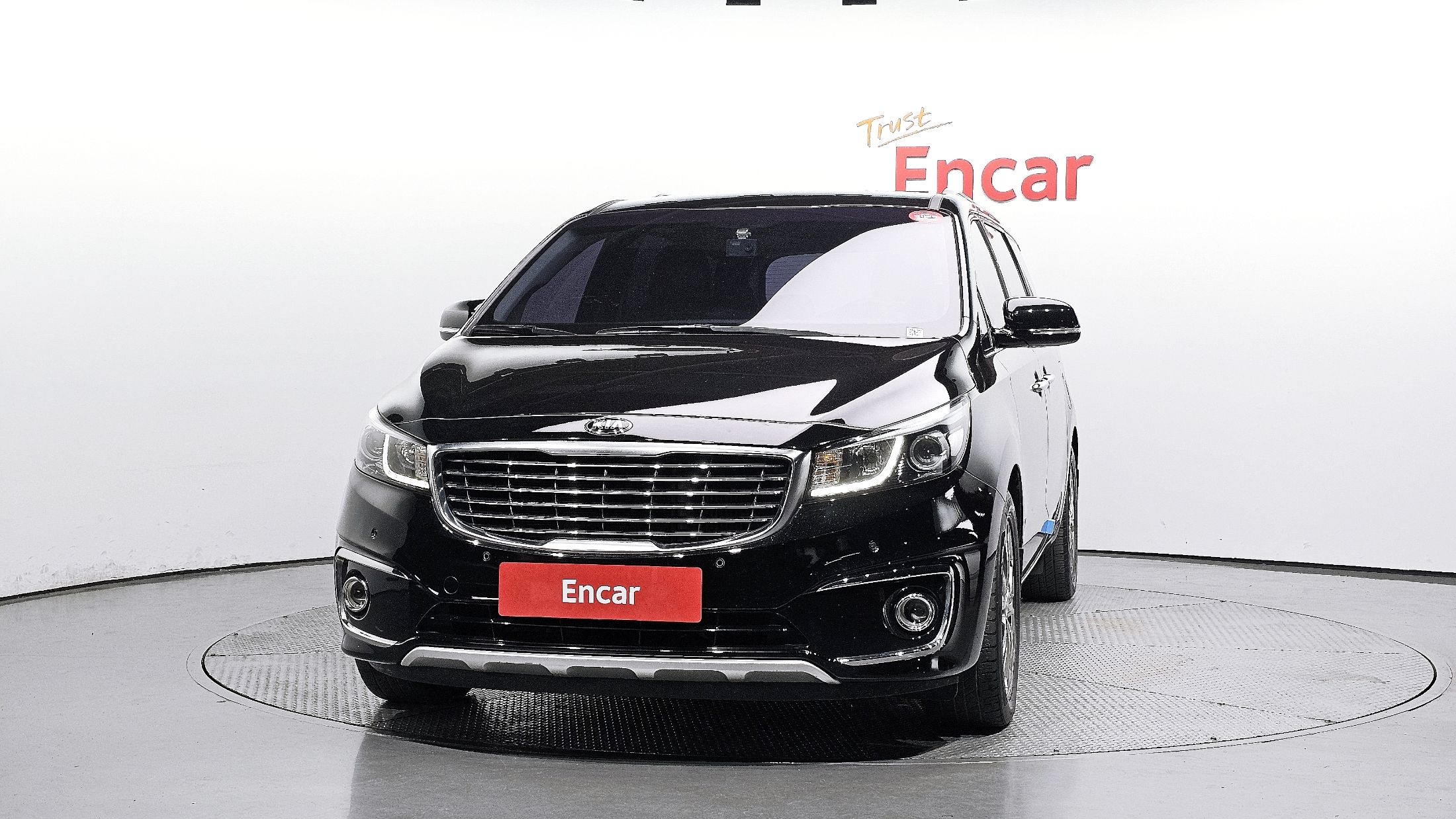 KIA CARNIVAL 2016
