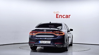 HYUNDAI GRANDEUR IG 2017