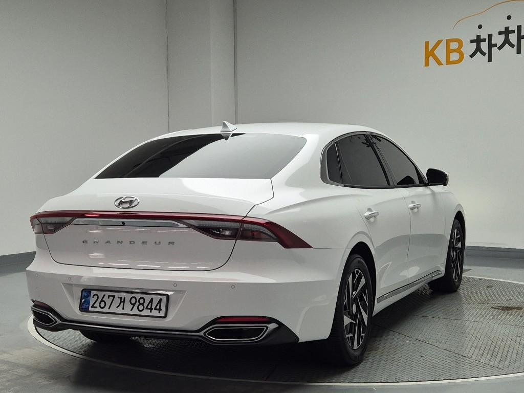 HYUNDAI GRANDEUR IG HYBRID