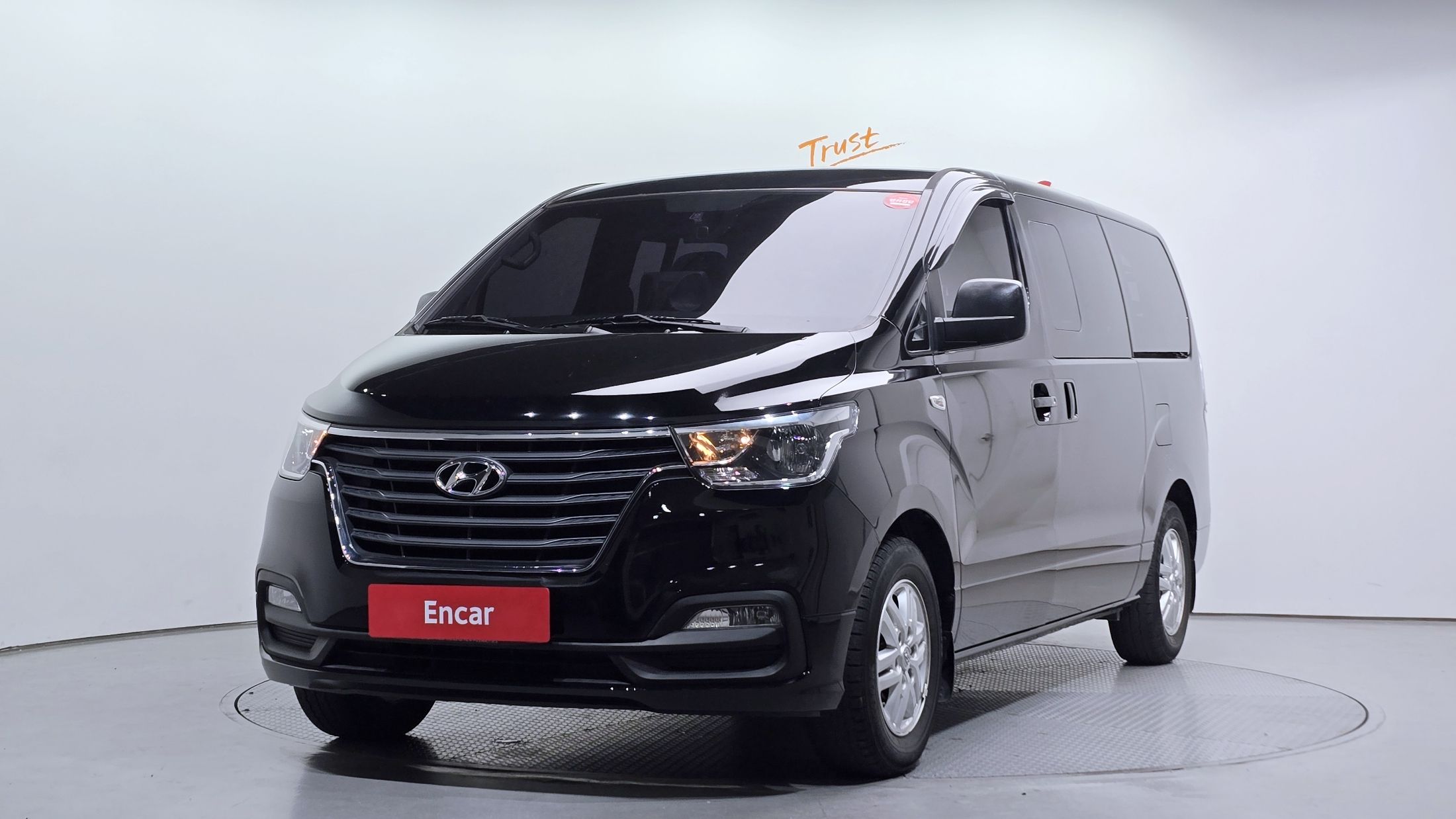 HYUNDAI STAREX GRAND
