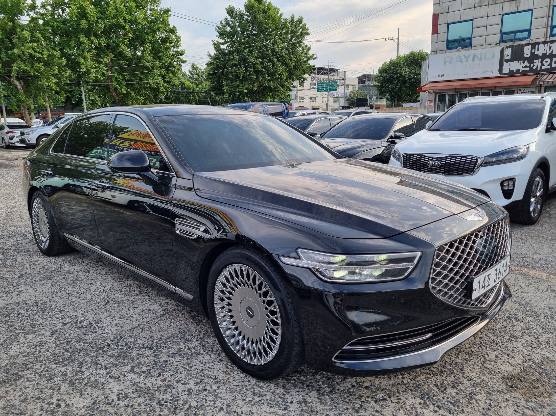 GENESIS G90 2019