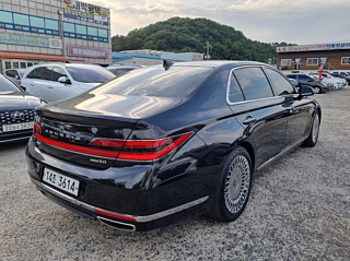 GENESIS G90 2019
