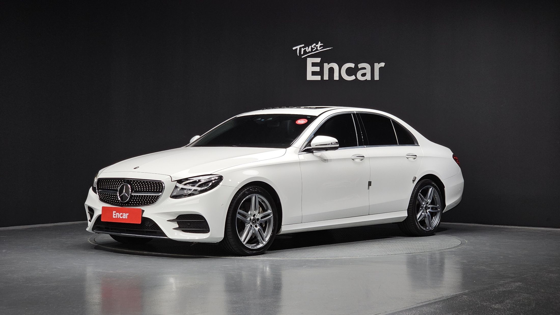 MERCEDES BENZ E-CLASS W213