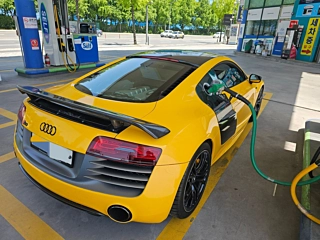 AUDI R8  2015