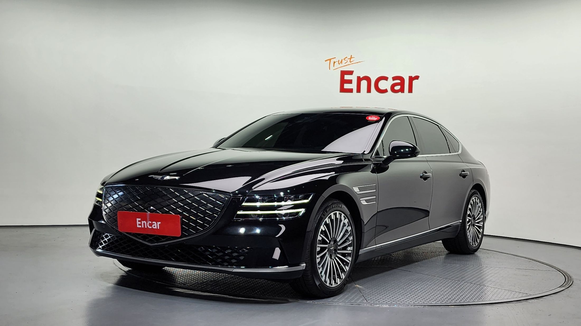 GENESIS ELECTRIC G80 RG3 2021
