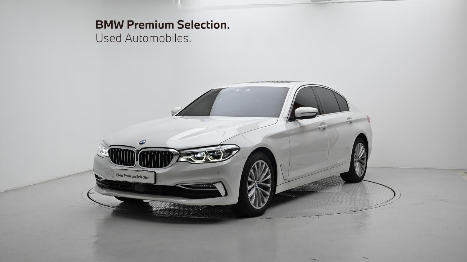 BMW 5-SERIES G30 2020