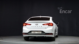 HYUNDAI AVANTE AD 2018