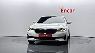 BMW 5-SERIES G30 2022