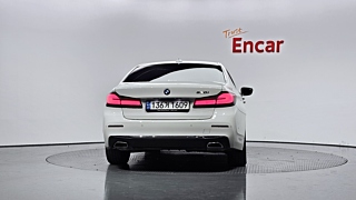 BMW 5-SERIES G30 2022