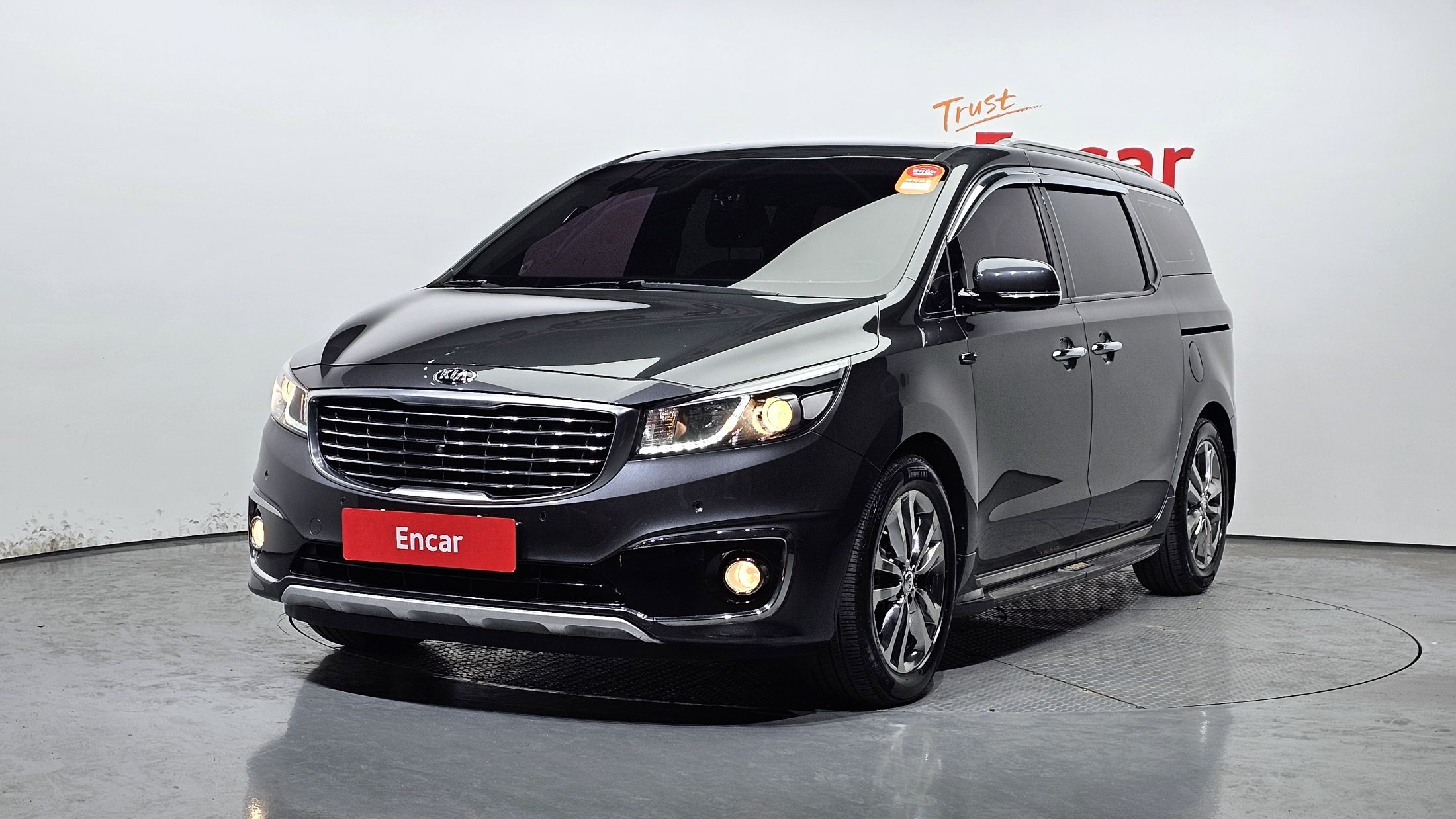 KIA CARNIVAL 2018