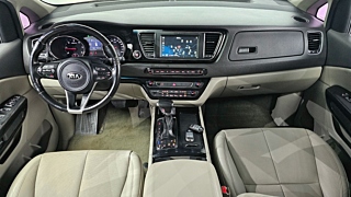 KIA CARNIVAL 2018