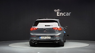 VOLKSWAGEN GOLF 2023