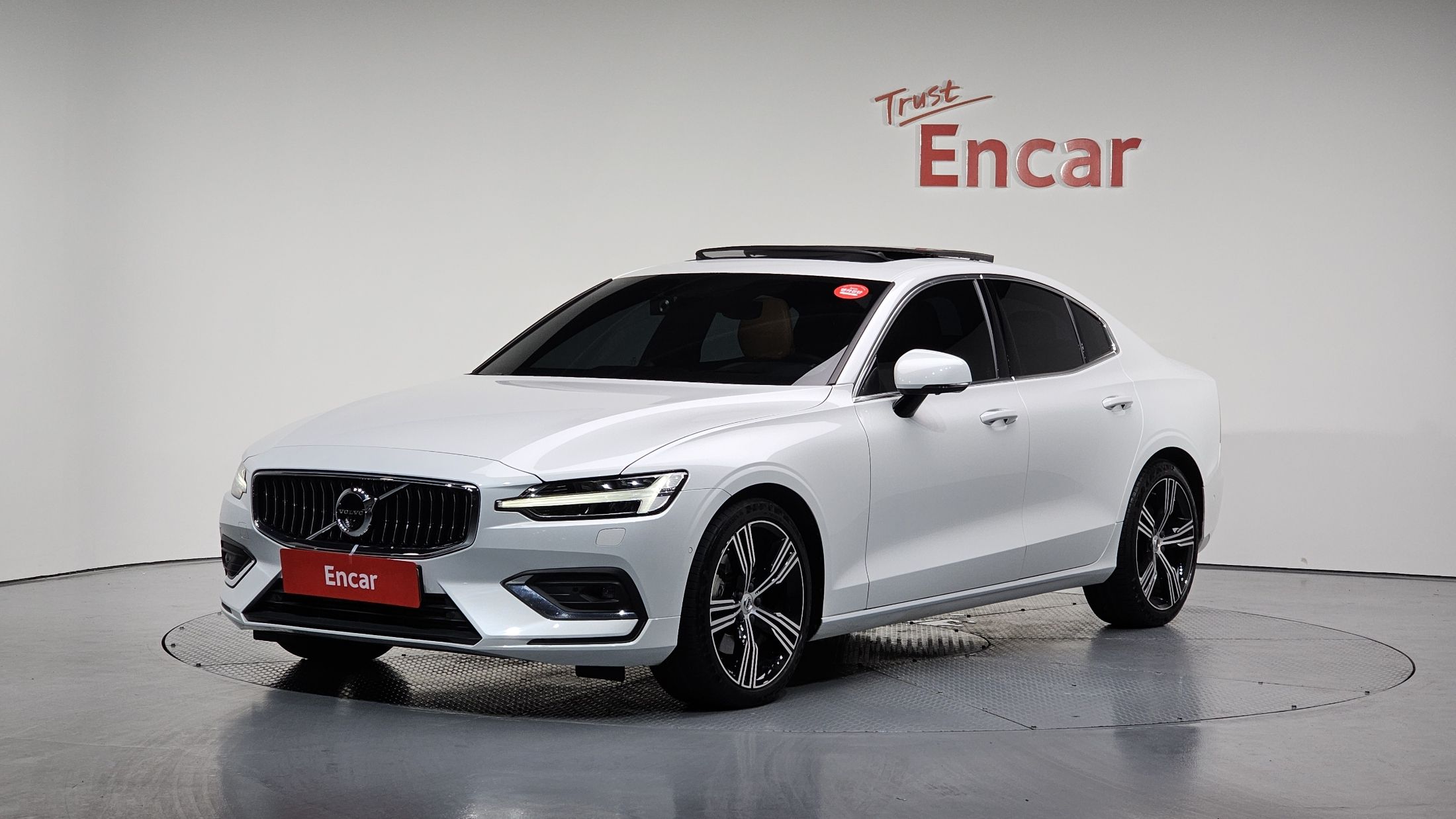 VOLVO S60 2019