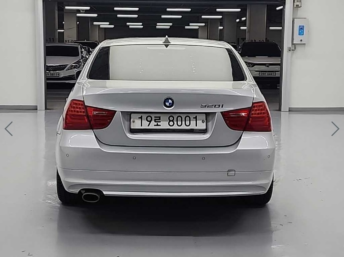 BMW 3-SERIES E90 2009