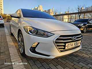 HYUNDAI AVANTE AD 2017