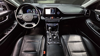 HYUNDAI GRANDEUR IG HYBRID 2018