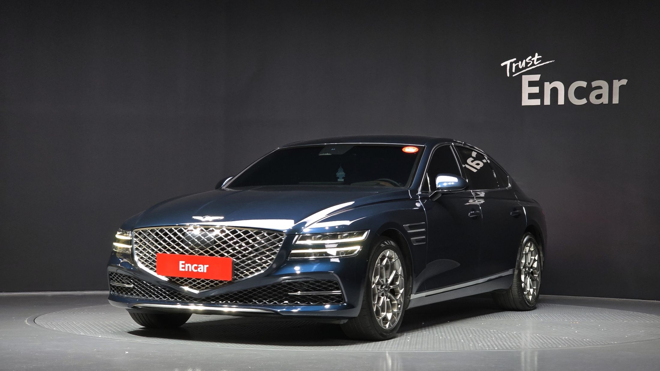 GENESIS G80 RG3