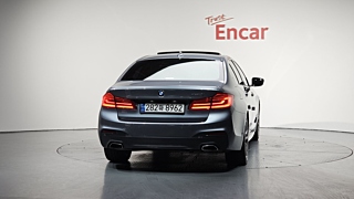 BMW 5-SERIES G30 2020