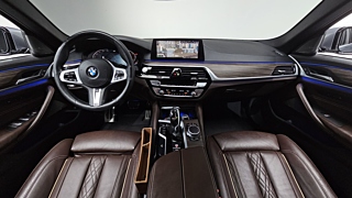 BMW 5-SERIES G30 2020