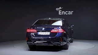 BMW 5-SERIES G60 2024