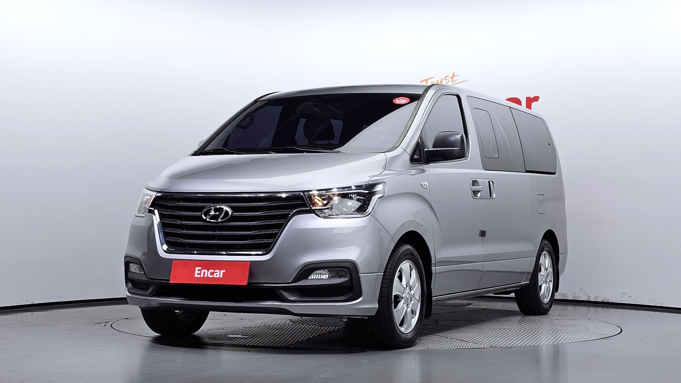 HYUNDAI STAREX GRAND 2019