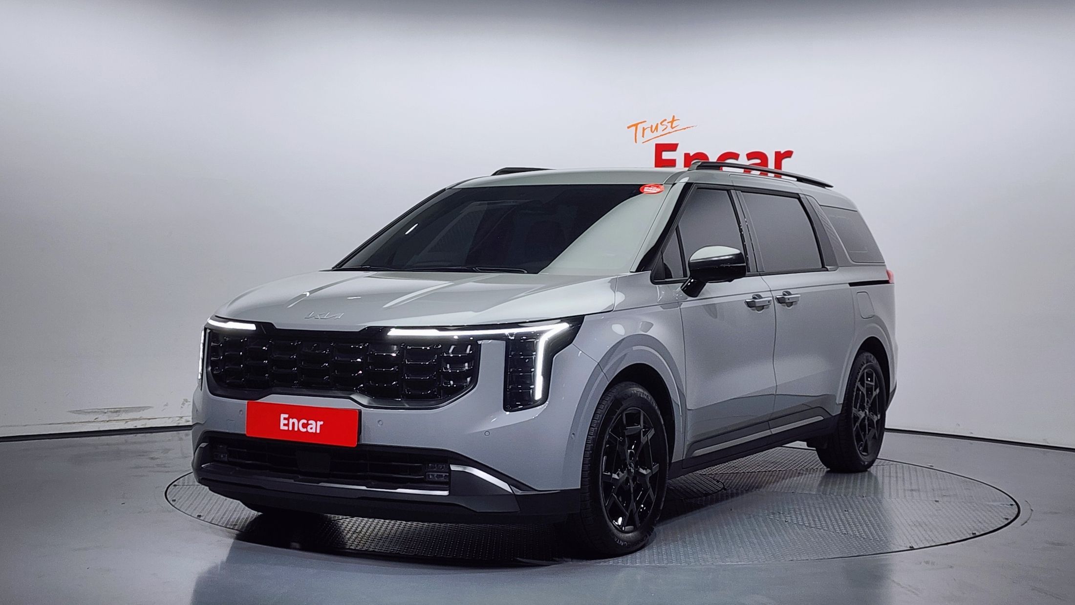 KIA CARNIVAL 2024