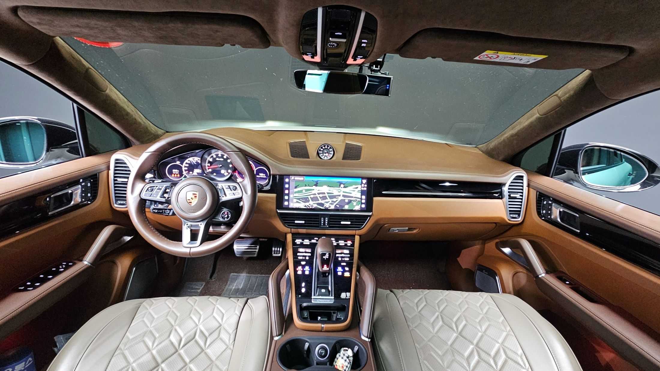PORSCHE CAYENNE PO536