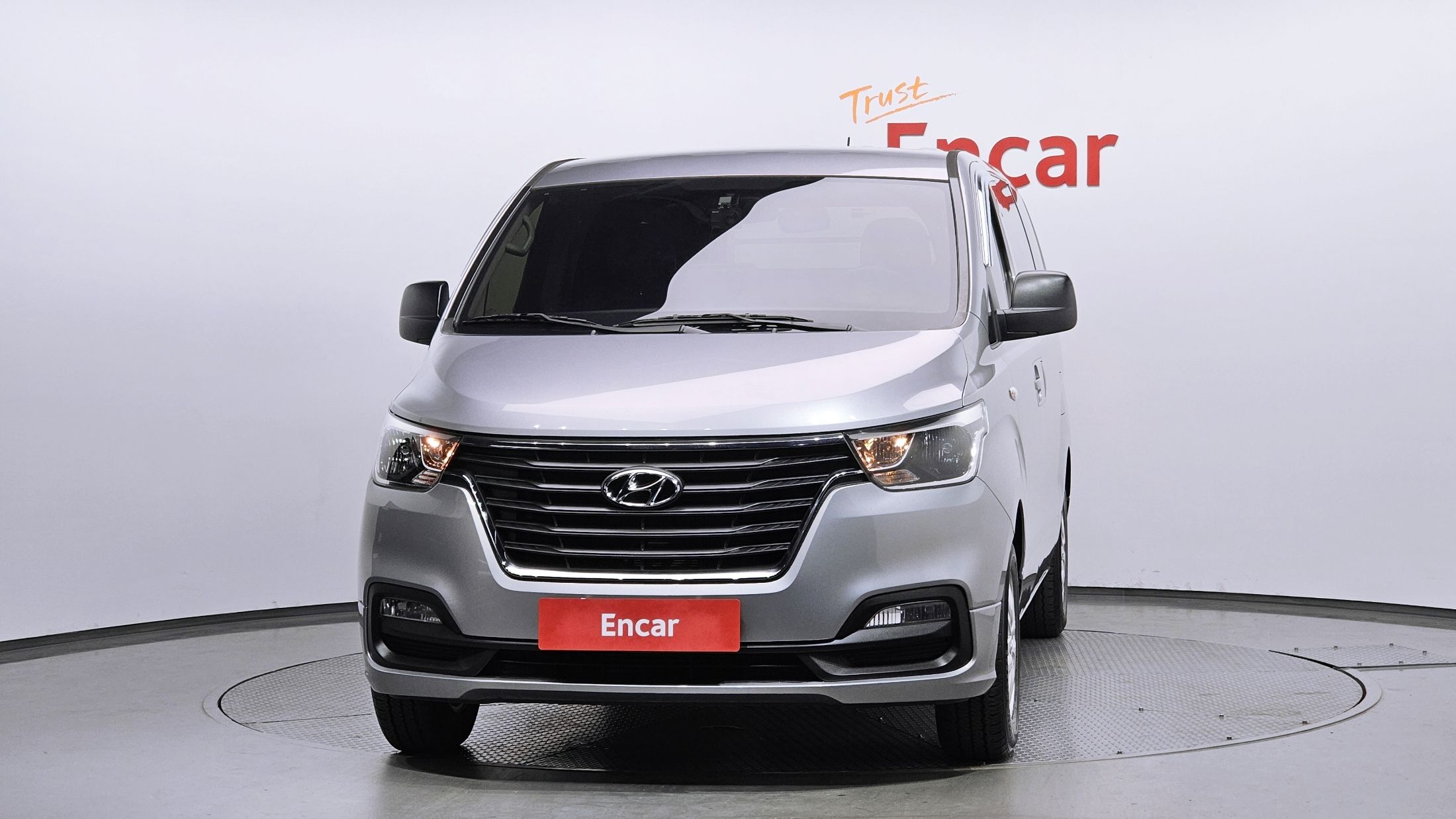 HYUNDAI STAREX GRAND 2020