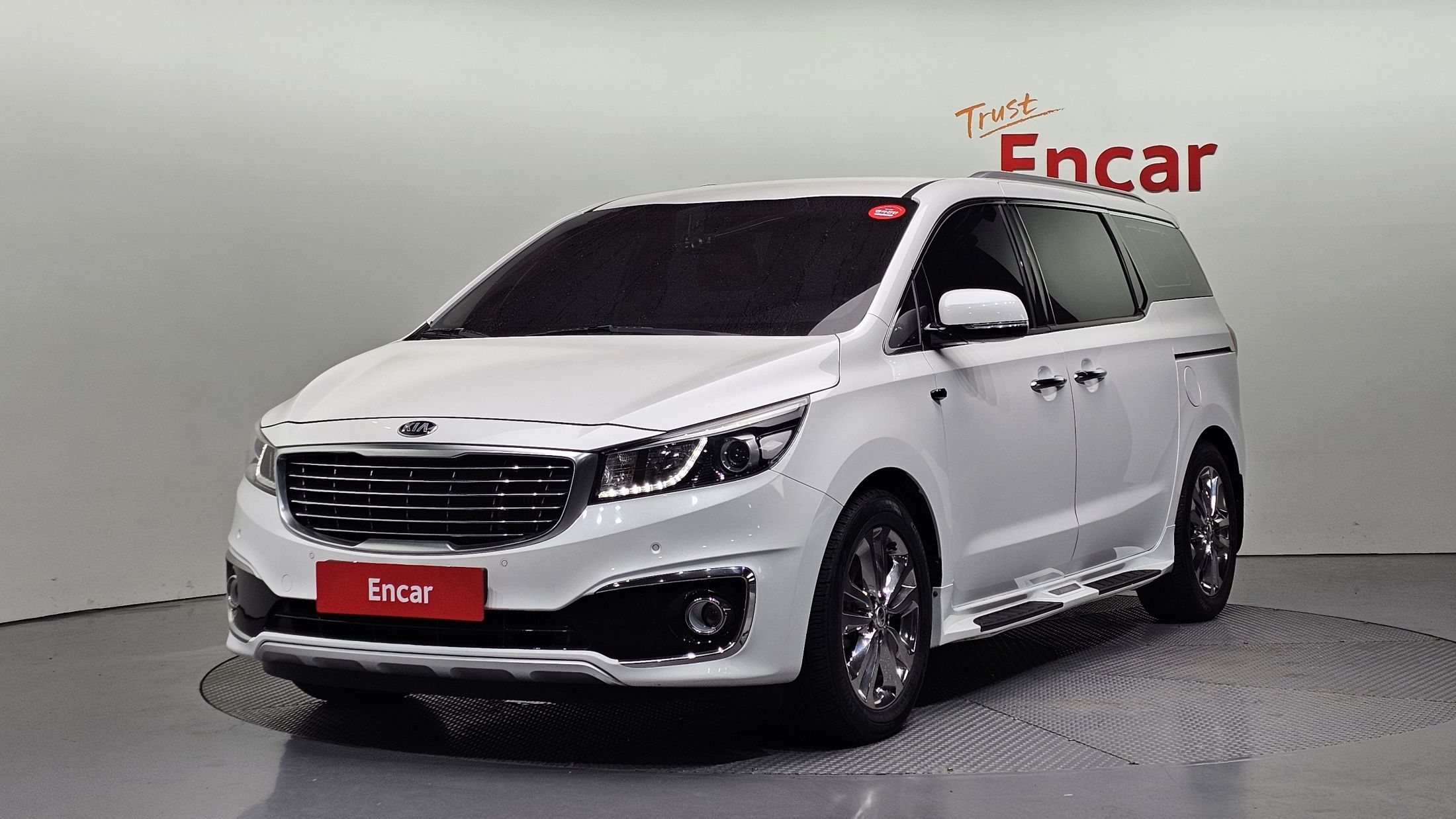 KIA CARNIVAL 2017
