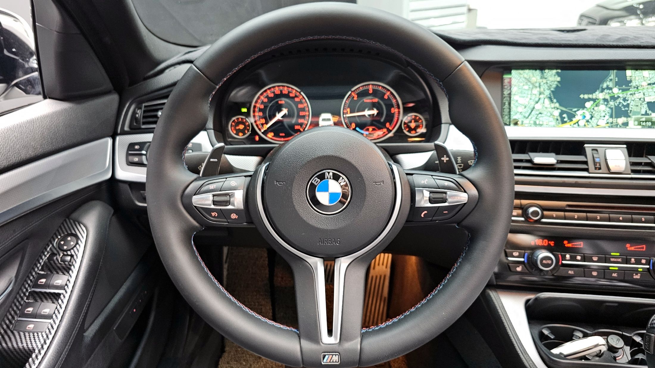 BMW 5-SERIES F10 2013