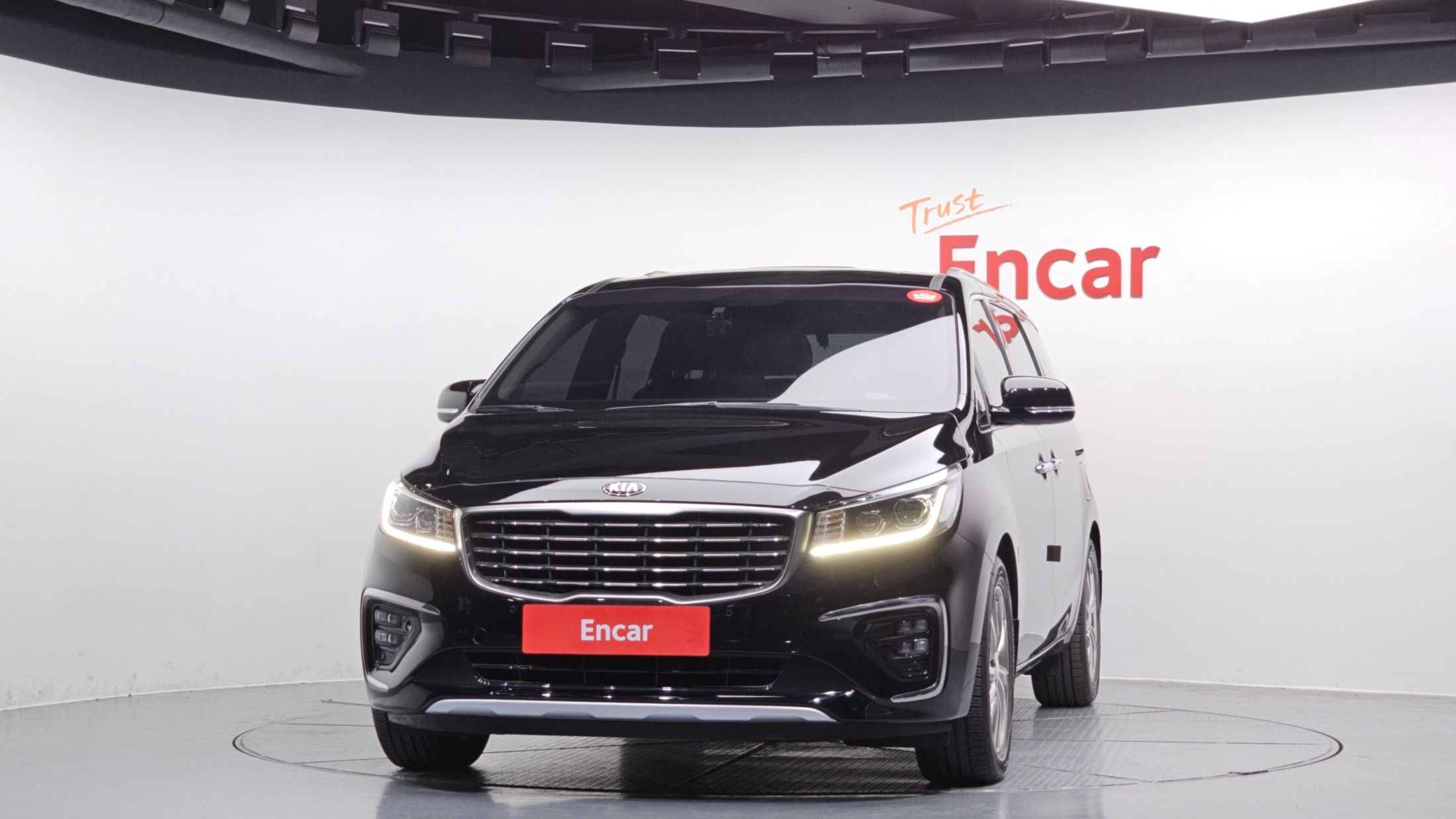 KIA CARNIVAL 2019