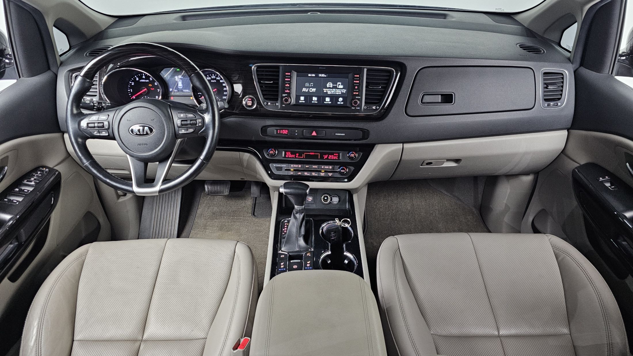 KIA CARNIVAL 2019
