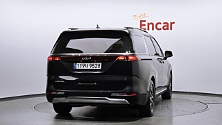 KIA CARNIVAL 2023